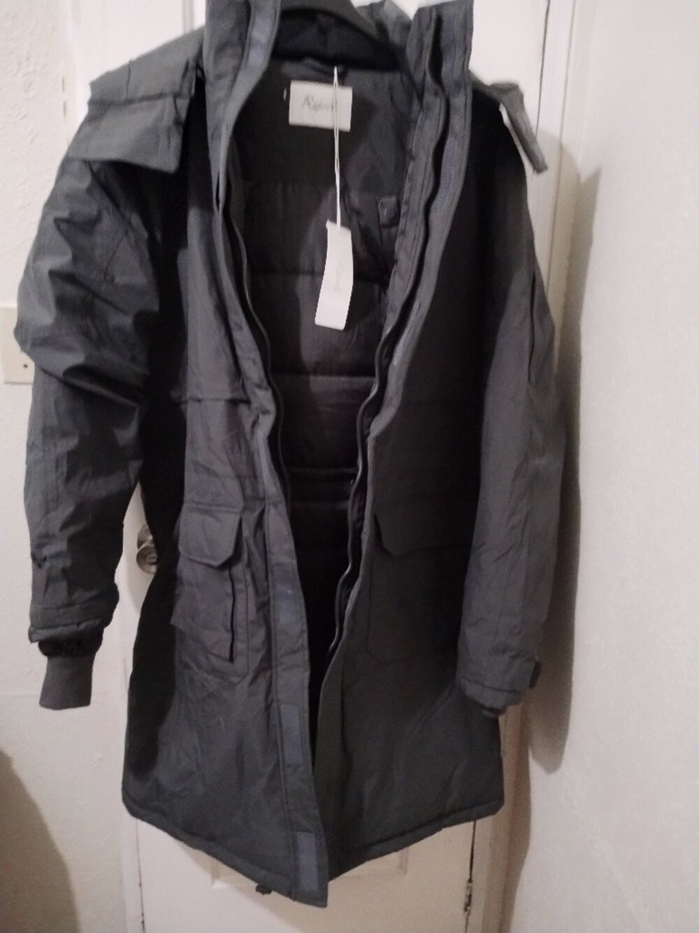 NWT Gray Long Hooded Insulated Parka Coat L Winter Utility Gorpcore Urban Fall
